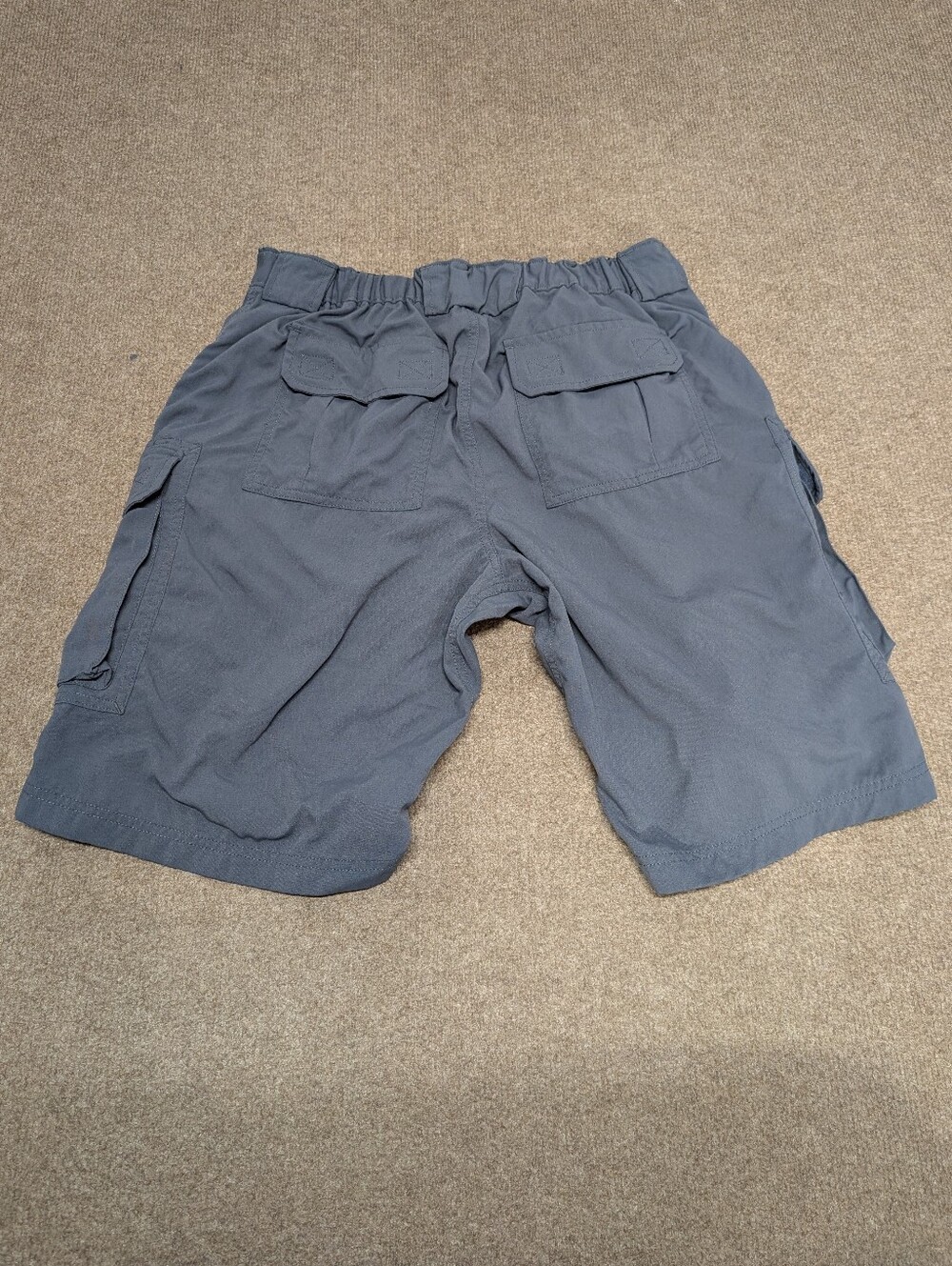Duluth Trading Co Dry on the Fly 11'' Gray Cargo Shorts (Large) - Picture 4 of 9